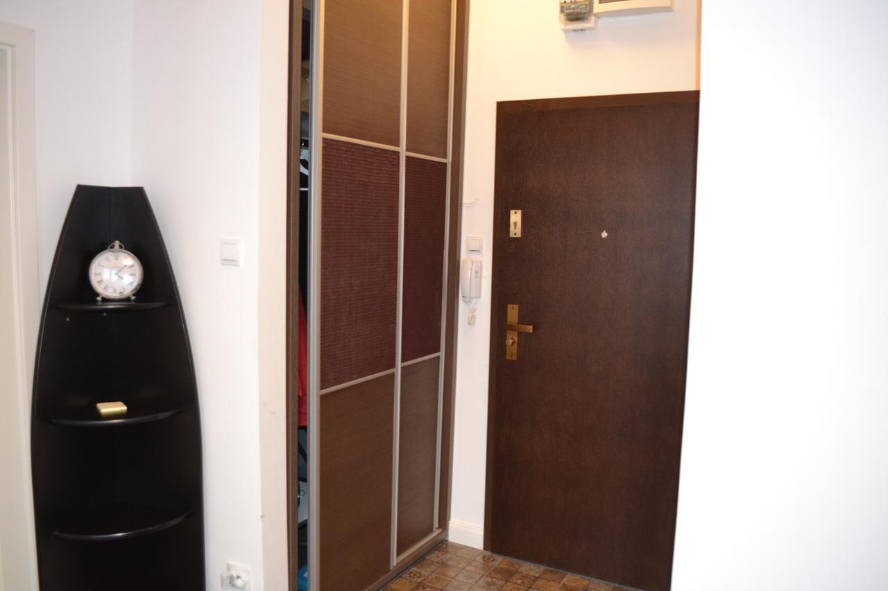 Victoria Plaza Two Bdr Apt Bucareste Exterior foto