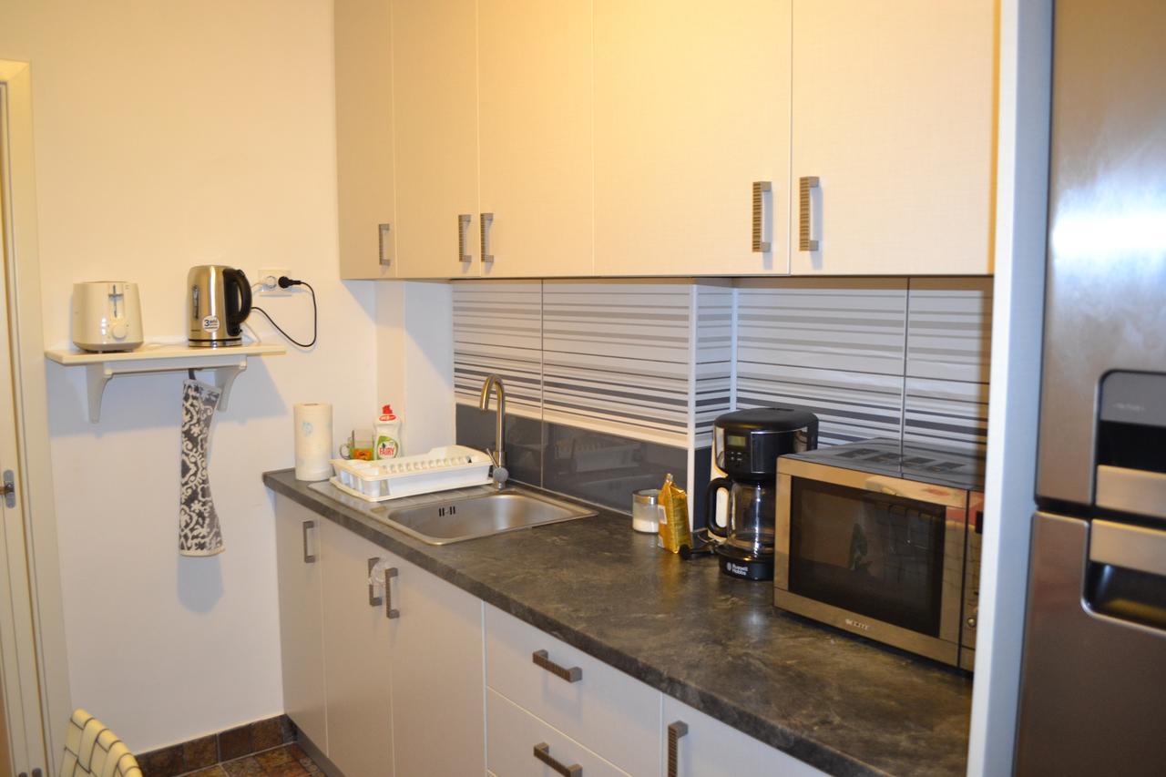 Victoria Plaza Two Bdr Apt Bucareste Exterior foto